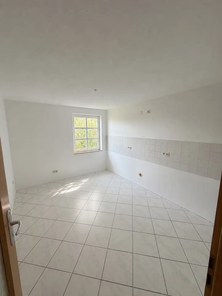 4 Zimmer Wohnung mit 98 m² in Eschwege – Bild 1