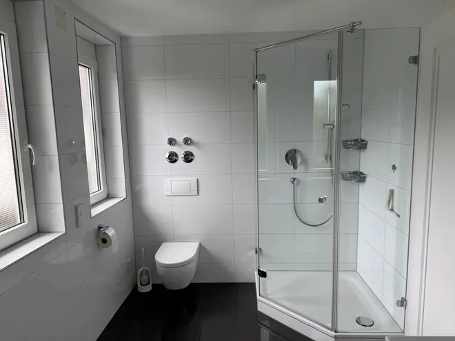 6 Zimmer Wohnung mit 142 m² in Stuttgart – Bild 9