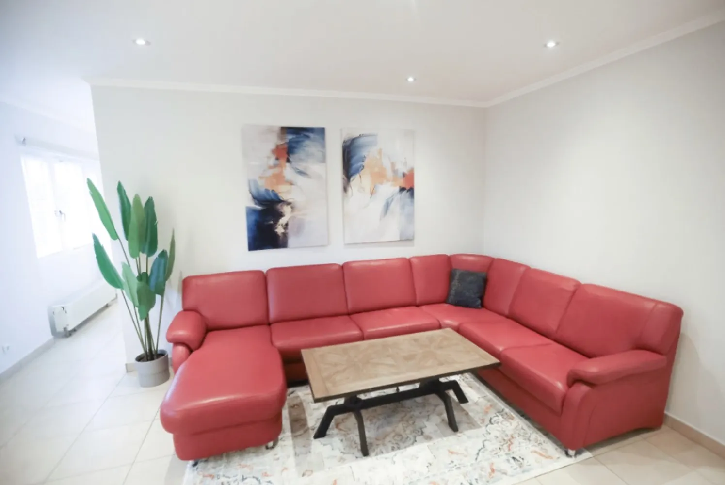 1 Zimmer Wohnung mit 1 m² in Wiesbaden – Bild 1