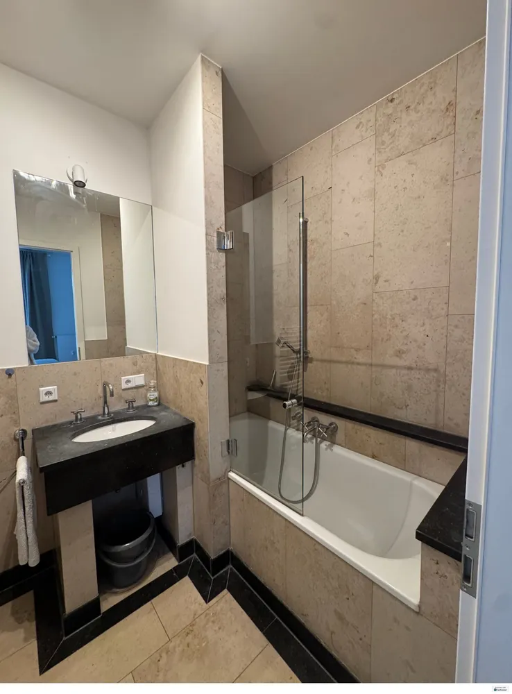 2 Zimmer Wohnung mit 68 m² in Düsseldorf – Bild 7
