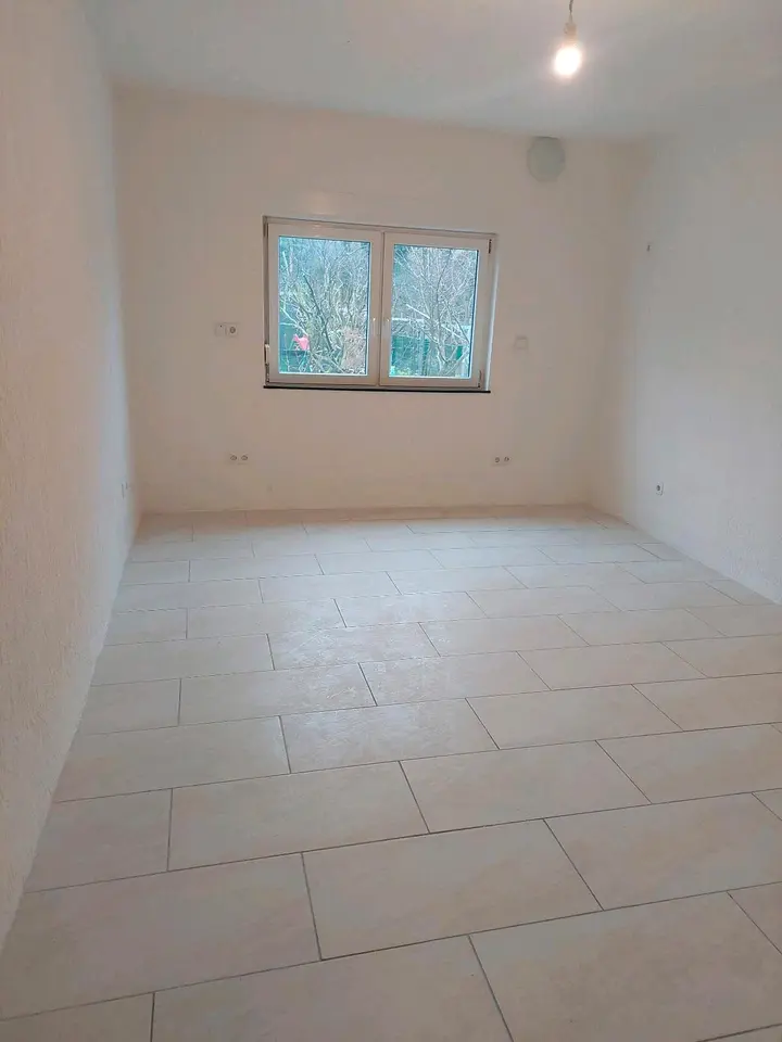 5 Zimmer Wohnung mit 150 m² in Oberhausen – Bild 1