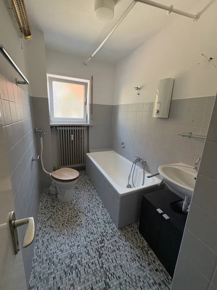 1 room apartment with 35 m² in Augsburg – Photo 5