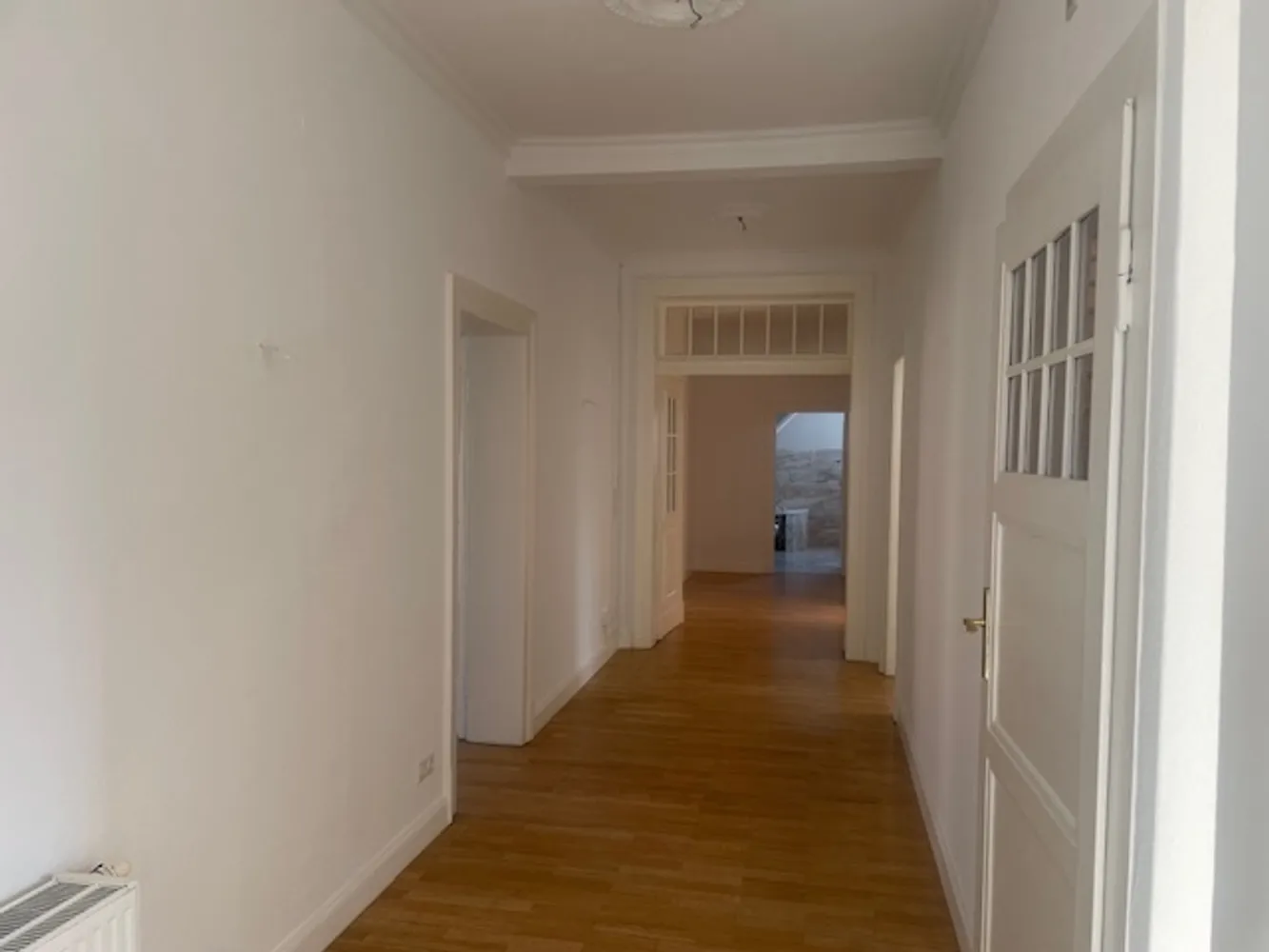 5 Zimmer Wohnung mit 190 m² in Wiesbaden – Bild 2
