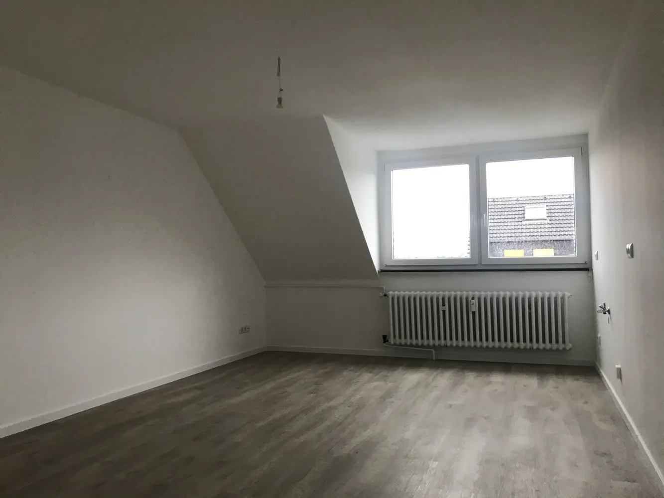 2 Zimmer Wohnung mit 60 m² in Düsseldorf – Bild 2