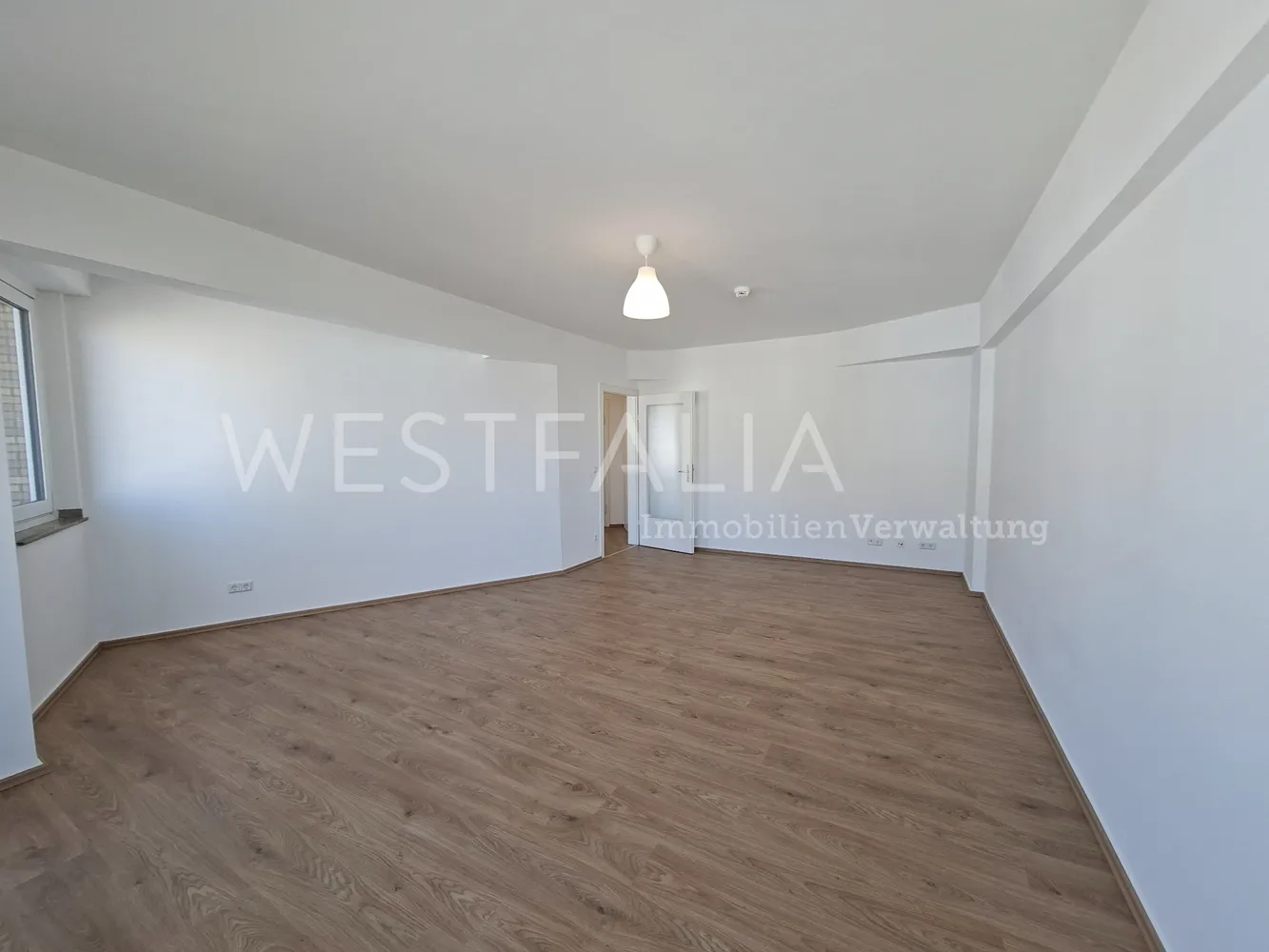 2 Zimmer Wohnung mit 64 m² in Düsseldorf – Bild 1
