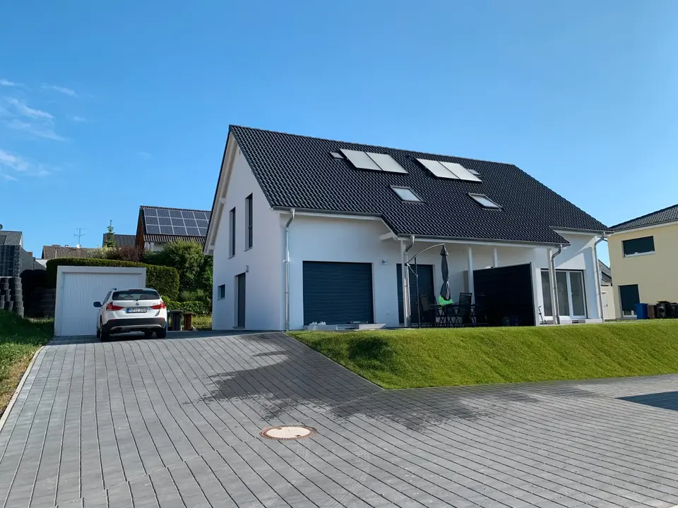 5 Zimmer Haus mit 117 m² in Singen – Bild 1