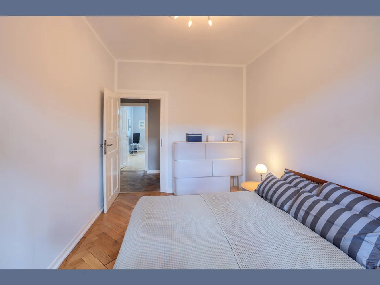 3 room apartment with 90 m² in Munich – Photo 8
