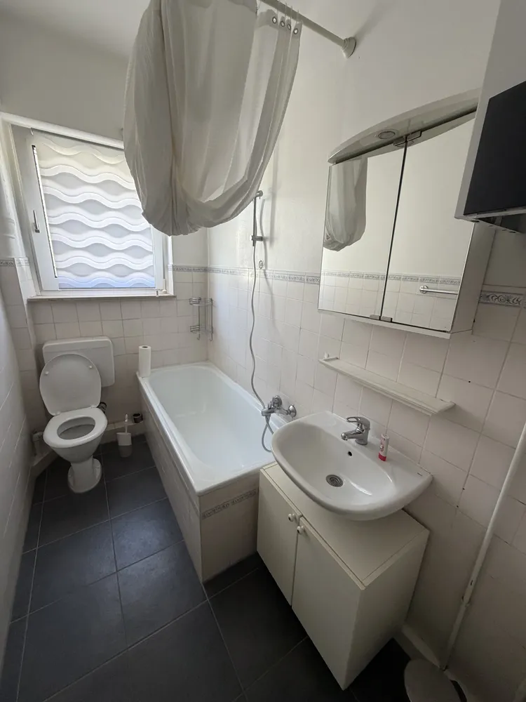 2 room apartment with 50 m² in Frankfurt am Main – Photo 9