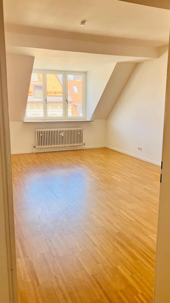 4 Zimmer Wohnung mit 161 m² in München – Bild 5