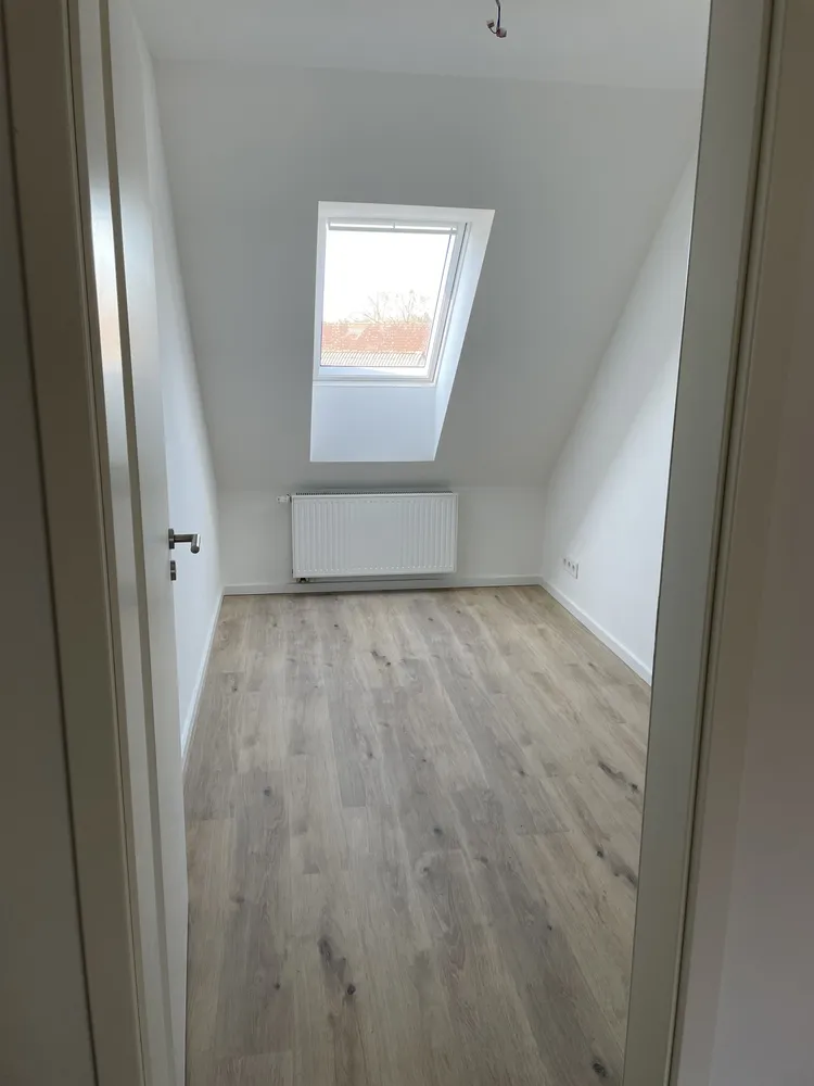 4 Zimmer Wohnung mit 85 m² in Hamburg – Bild 2