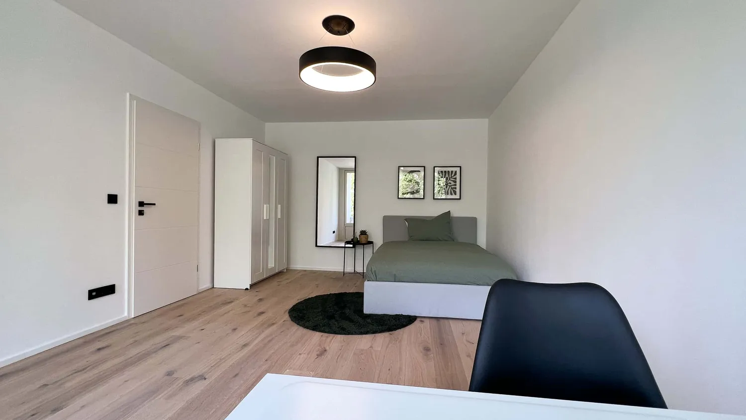WG-Zimmer mit 28 m² in München – Bild 2