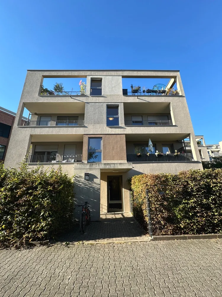 3 room apartment with 70 m² in Frankfurt am Main – Photo 1