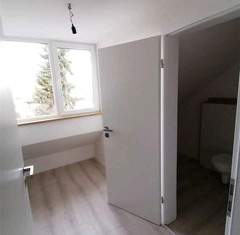 6 Zimmer Haus mit 178 m² in Straubing – Bild 3