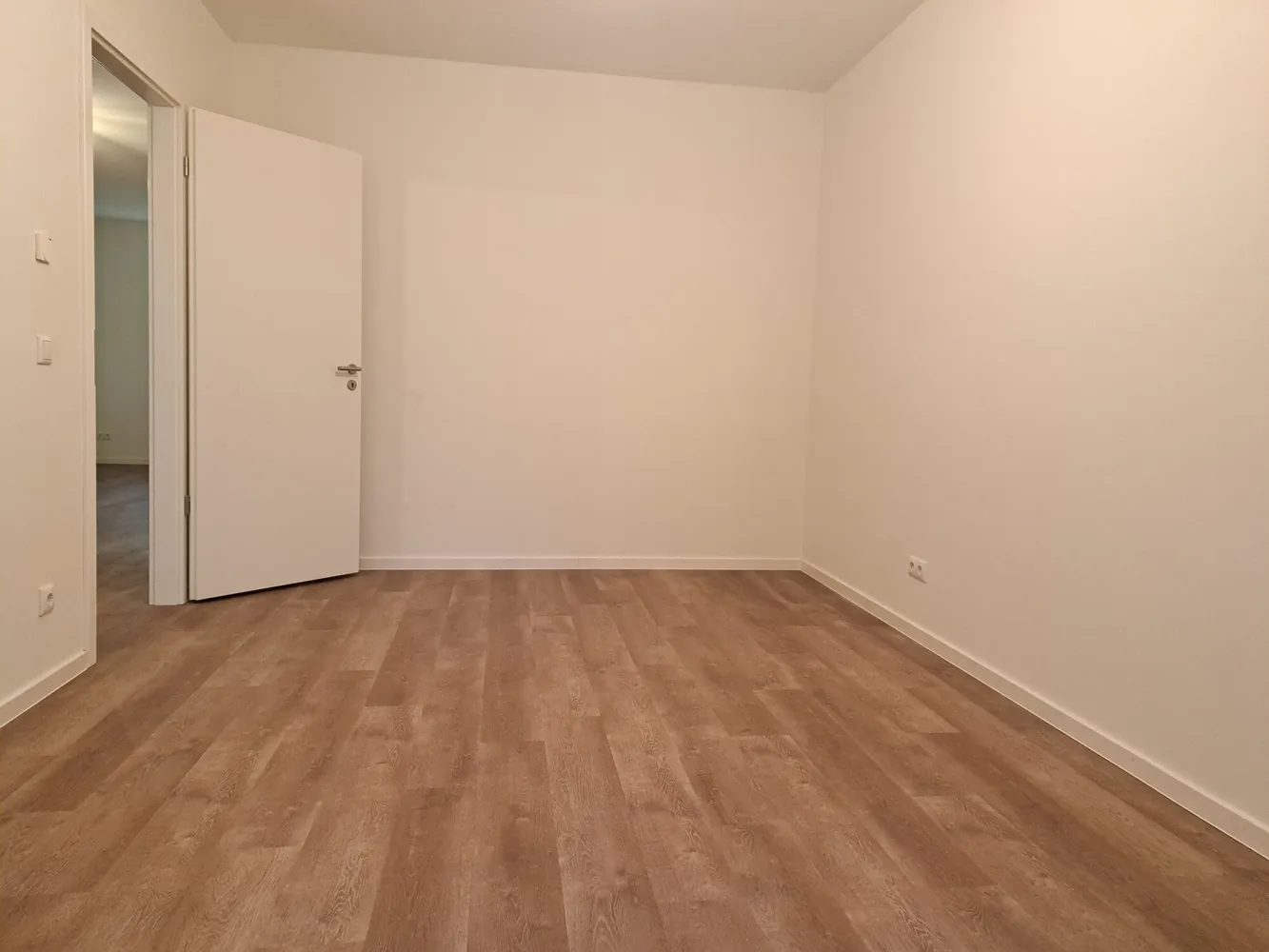 2 Zimmer Wohnung mit 70 m² in Lübeck – Bild 3