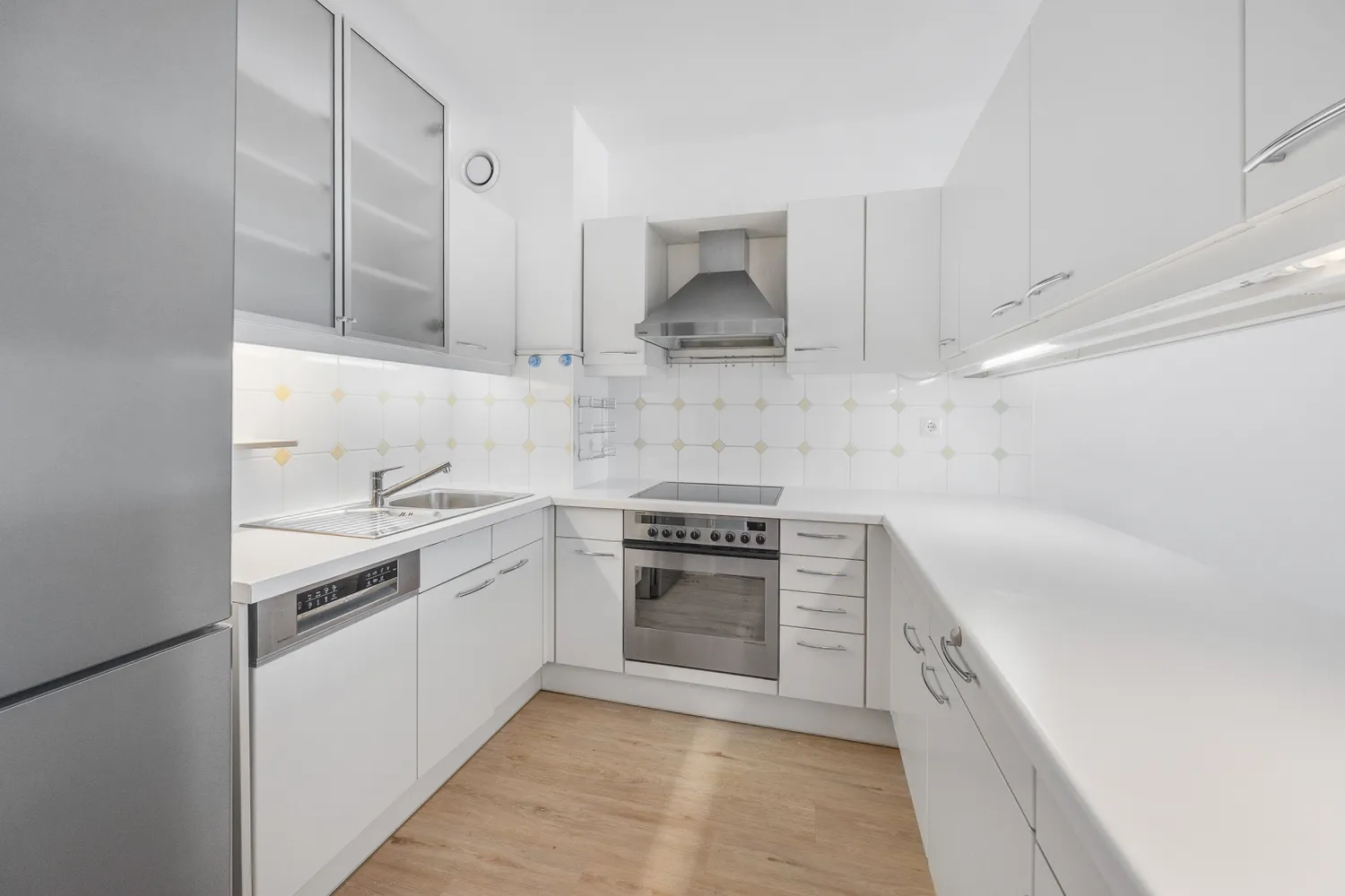 2 room apartment with 69 m² in Munich – Photo 2