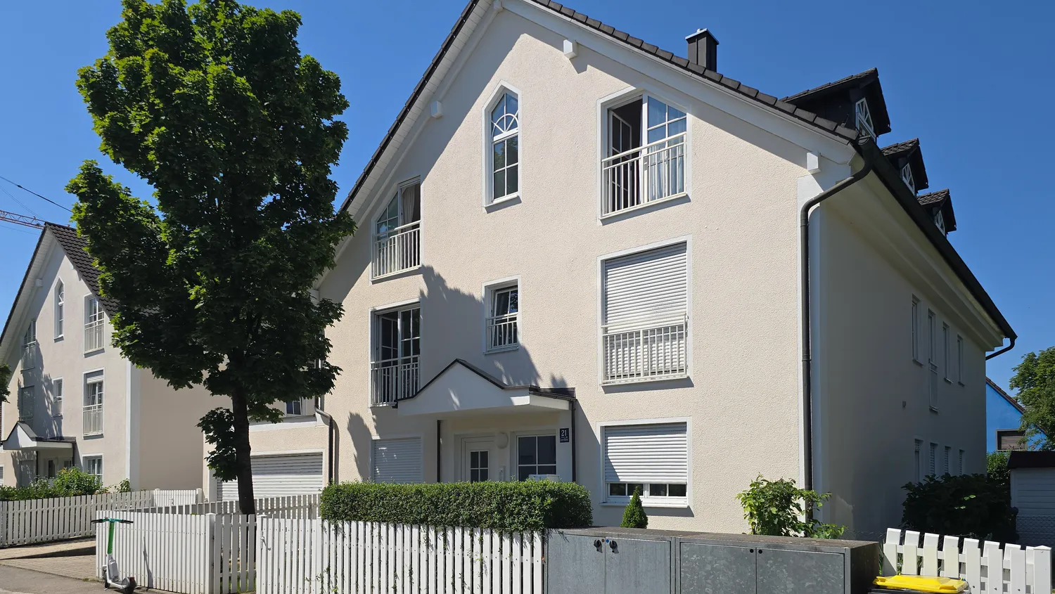 4 Zimmer Wohnung mit 141 m² in München – Bild 3