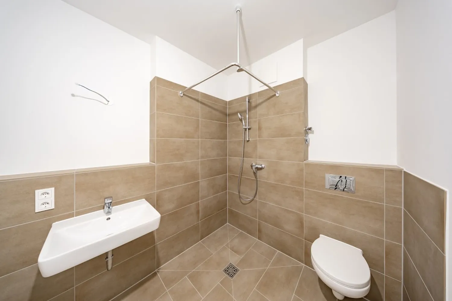 5 room apartment with 99 m² in Berlin – Photo 11