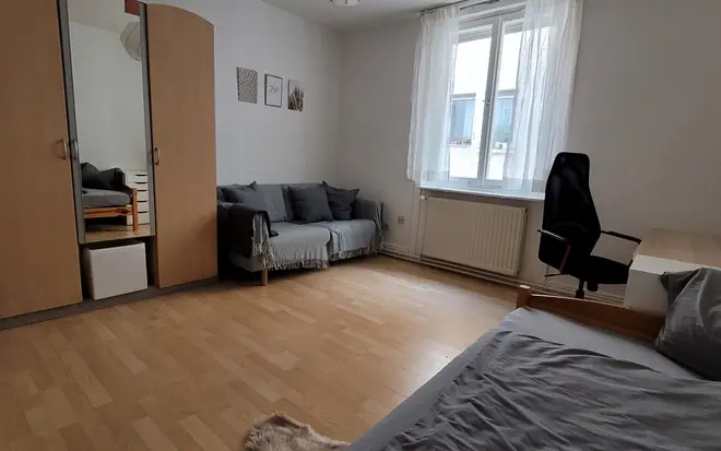 WG-Zimmer mit 15 m² in Stuttgart – Bild 1