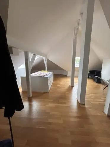 2 Zimmer Wohnung mit 75 m² in Wiesbaden – Bild 6