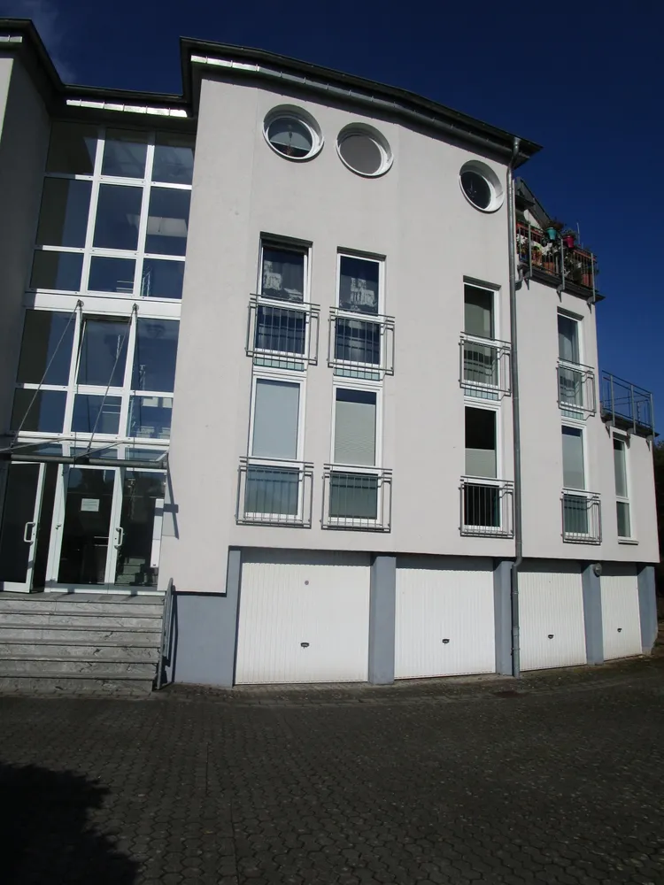 2 Zimmer Wohnung mit 67 m² in Sankt Augustin – Bild 2