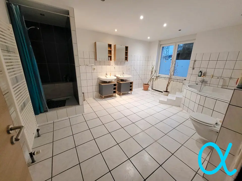 9 Zimmer Haus mit 260 m² in Aachen – Bild 4