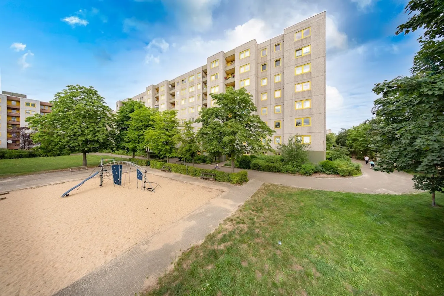 2 room apartment with 59 m² in Berlin – Photo 1