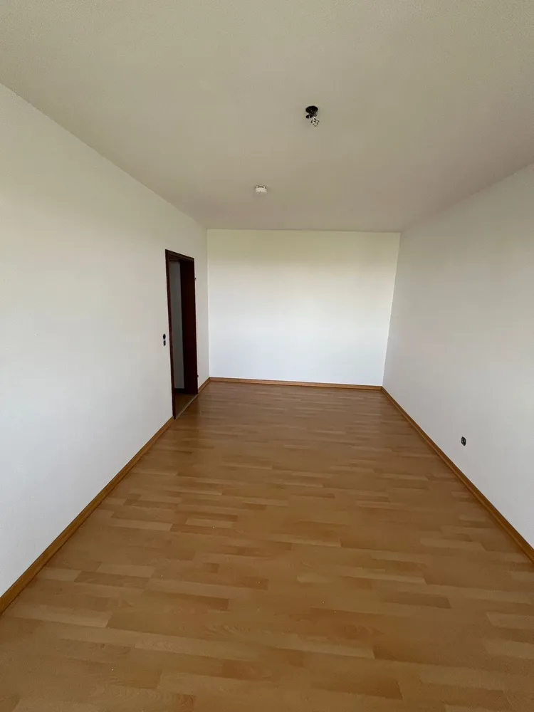 2 Zimmer Wohnung mit 69 m² in Wiesbaden – Bild 5