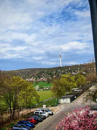 2 Zimmer Wohnung mit 49 m² in Dresden – Bild 2