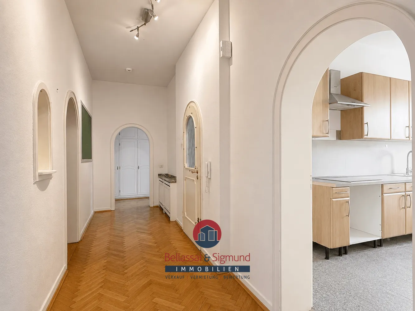4 Zimmer Wohnung mit 160 m² in Krefeld – Bild 4