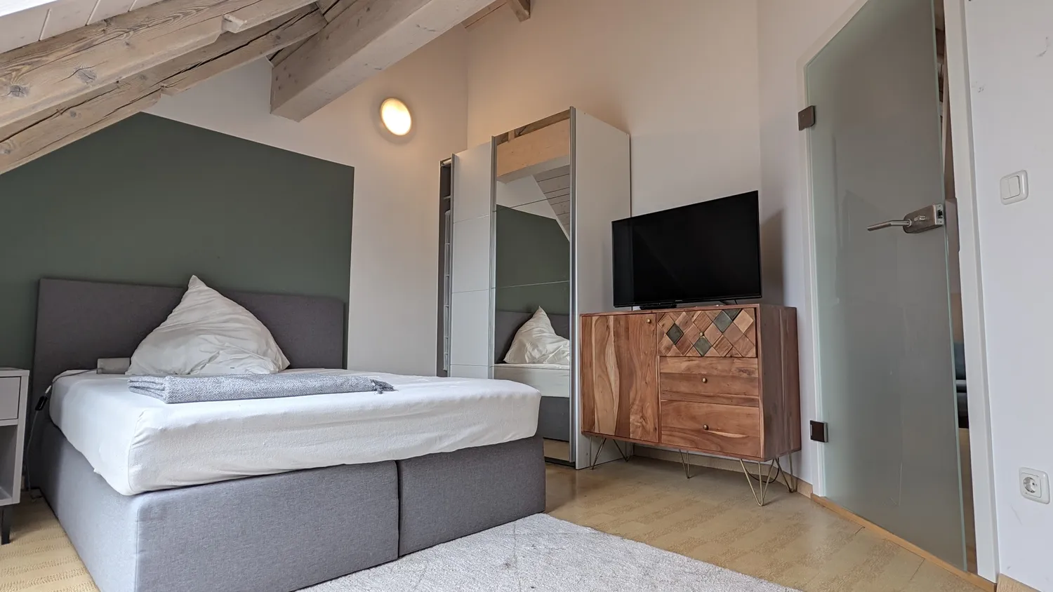 6 room apartment with 135 m² in Munich – Photo 8