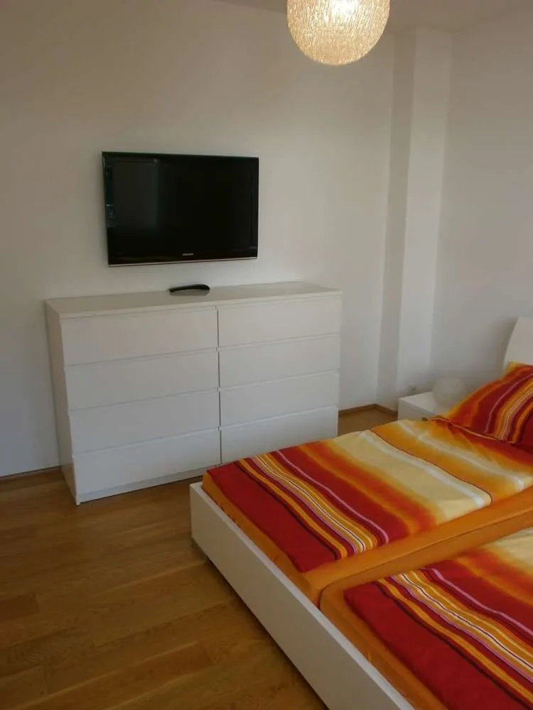 2 Zimmer Wohnung mit 60 m² in Düsseldorf – Bild 1