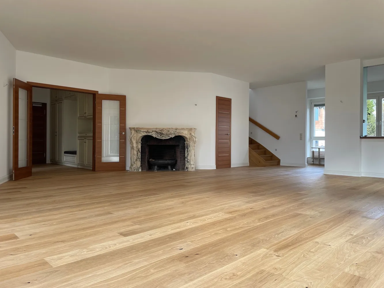 5 Zimmer Wohnung mit 230 m² in Frankfurt am Main – Bild 4