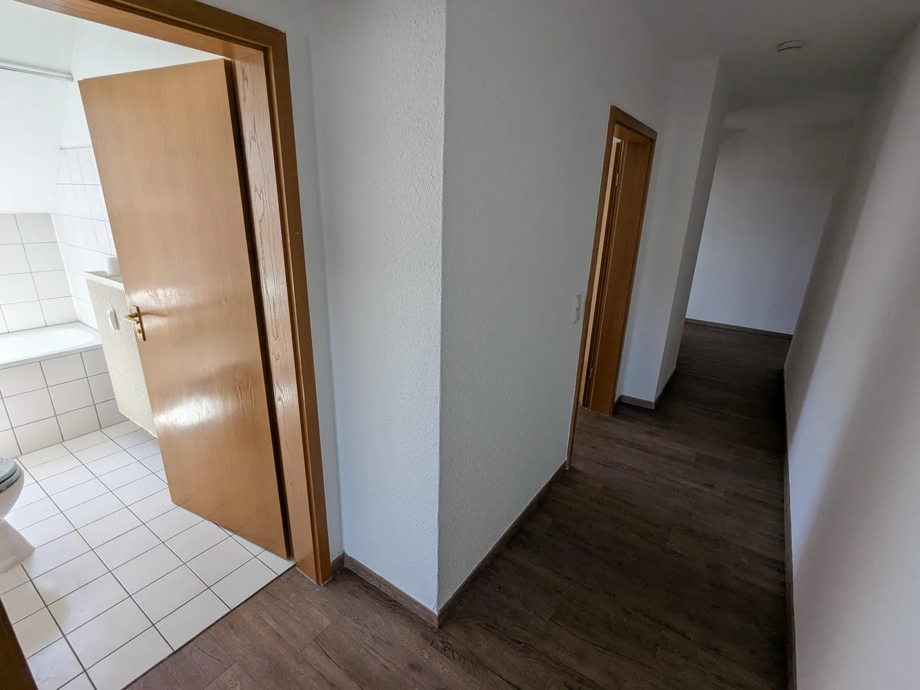 3 Zimmer Wohnung mit 82 m² in Siegen – Bild 2
