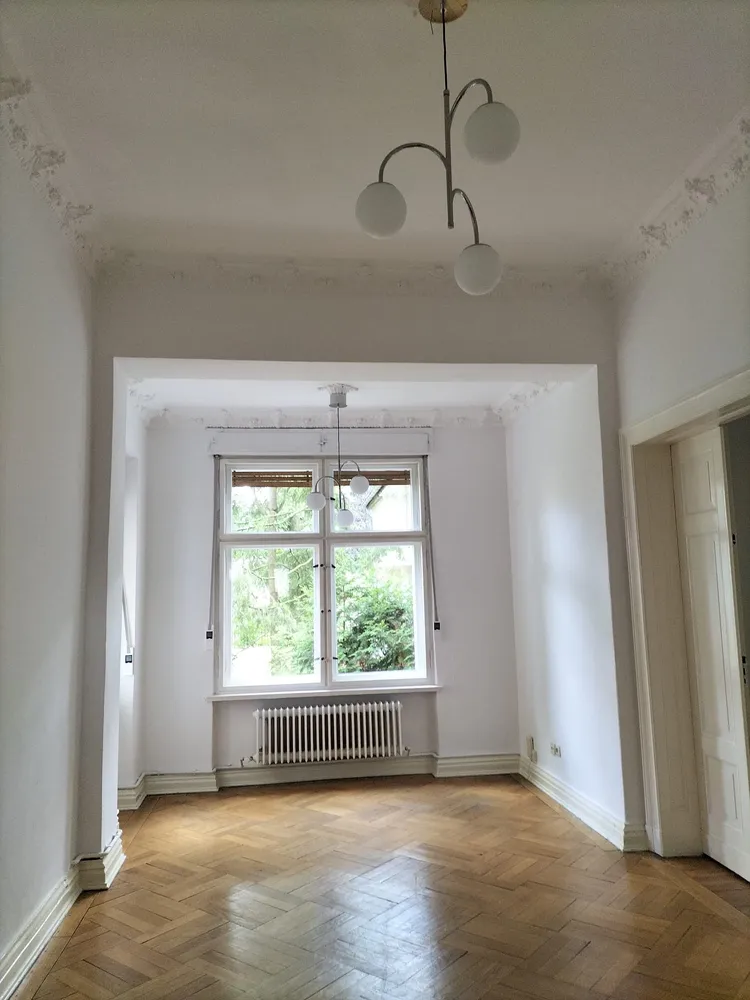 12 room house with 350 m² in Berlin – Photo 3
