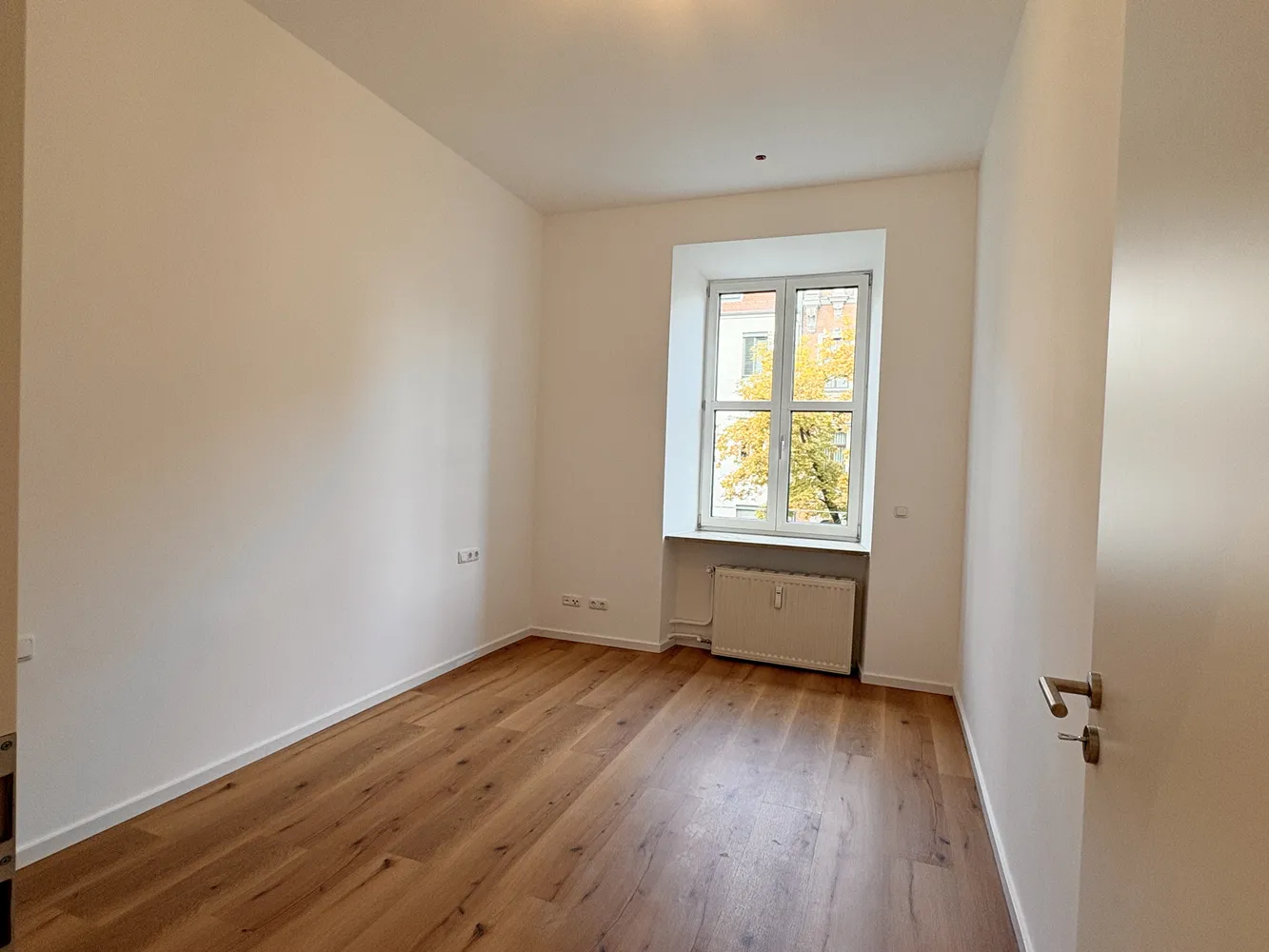 4 room apartment with 131 m² in Augsburg – Photo 3