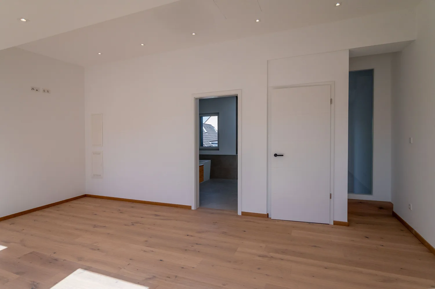 2 Zimmer Wohnung mit 105 m² in Solingen – Bild 4
