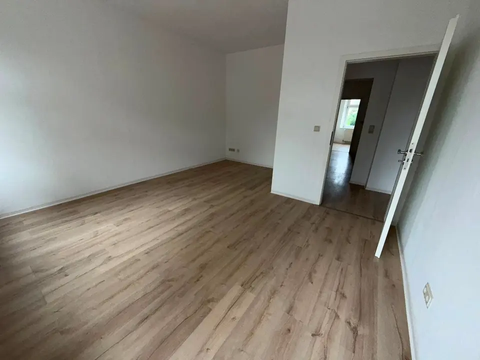 5 Zimmer Wohnung mit 104 m² in Mittweida – Bild 2