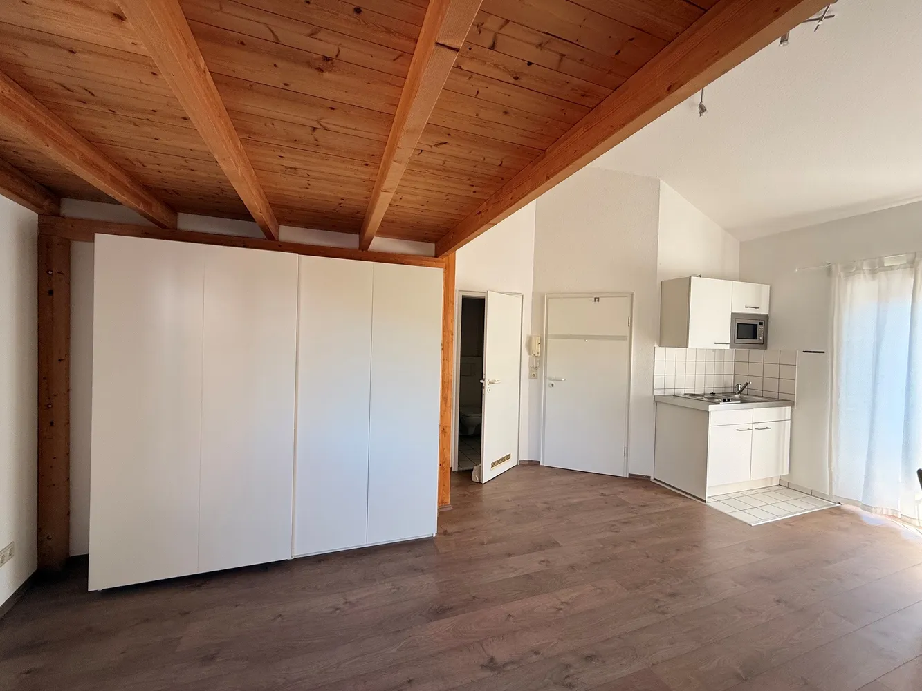 1 Zimmer Wohnung mit 28 m² in Köln – Bild 6