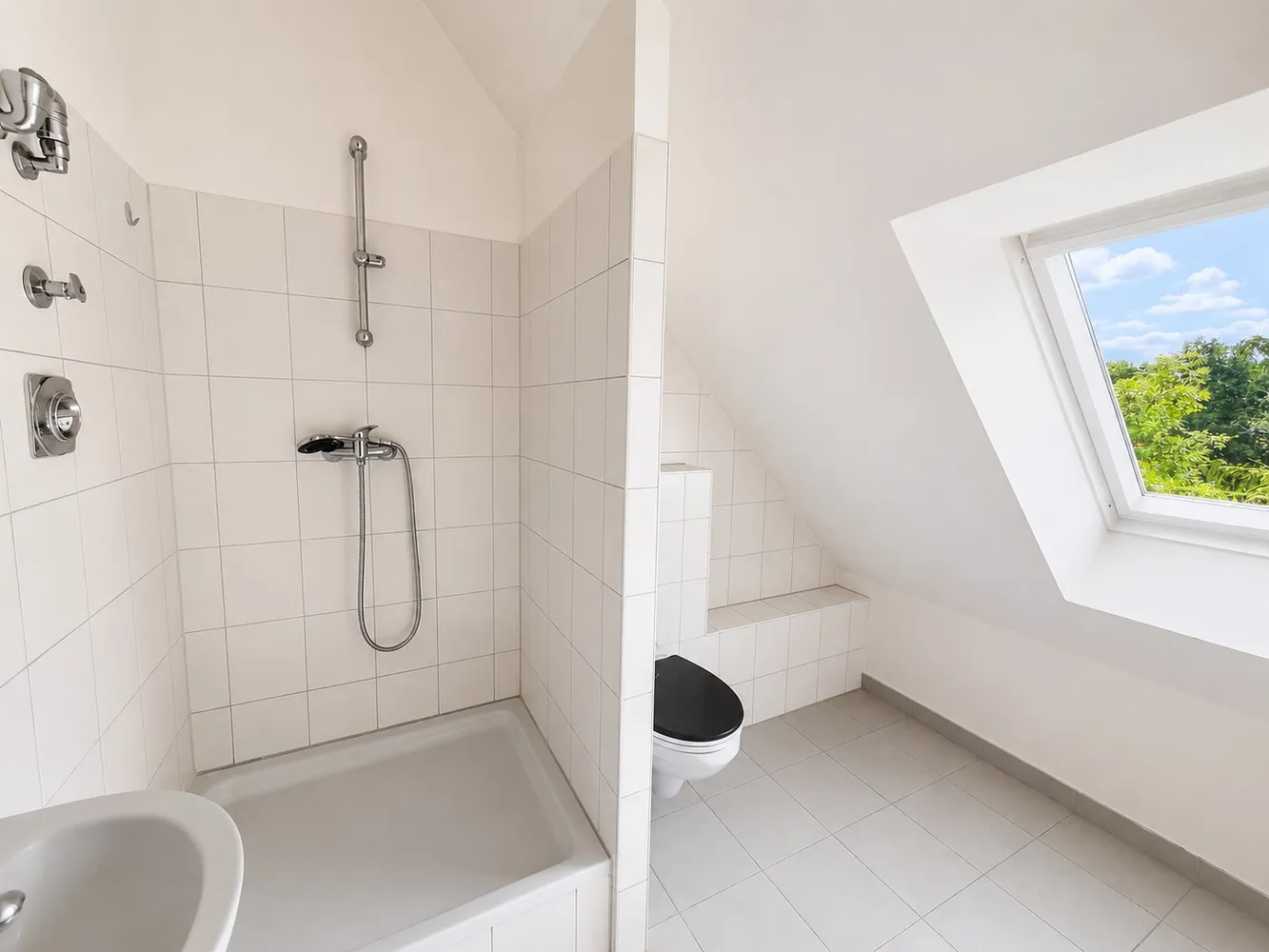 2 Zimmer Wohnung mit 33 m² in Berlin – Bild 4