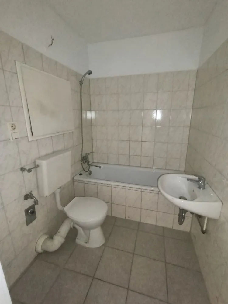 3 Zimmer Wohnung mit 56 m² in Halle (Saale) – Bild 5