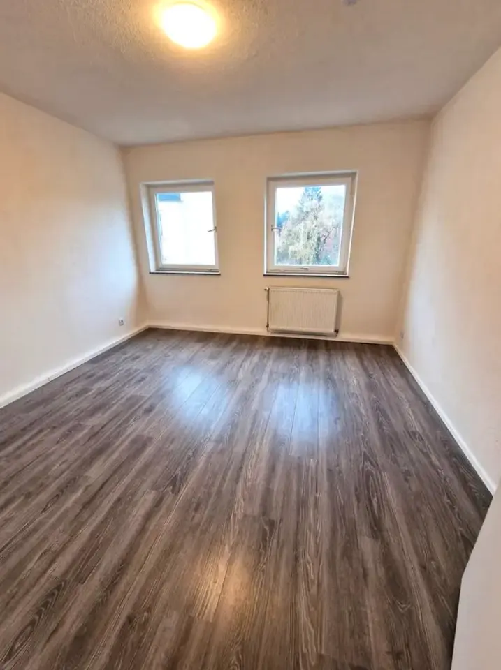 3 Zimmer Wohnung mit 65 m² in Hof – Bild 2