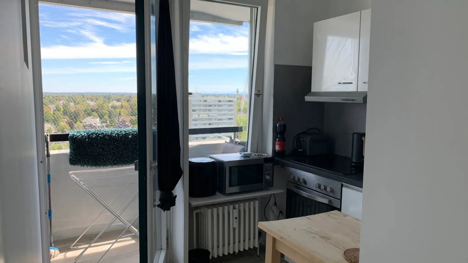 Shared room with 8 m² in Munich – Photo 2