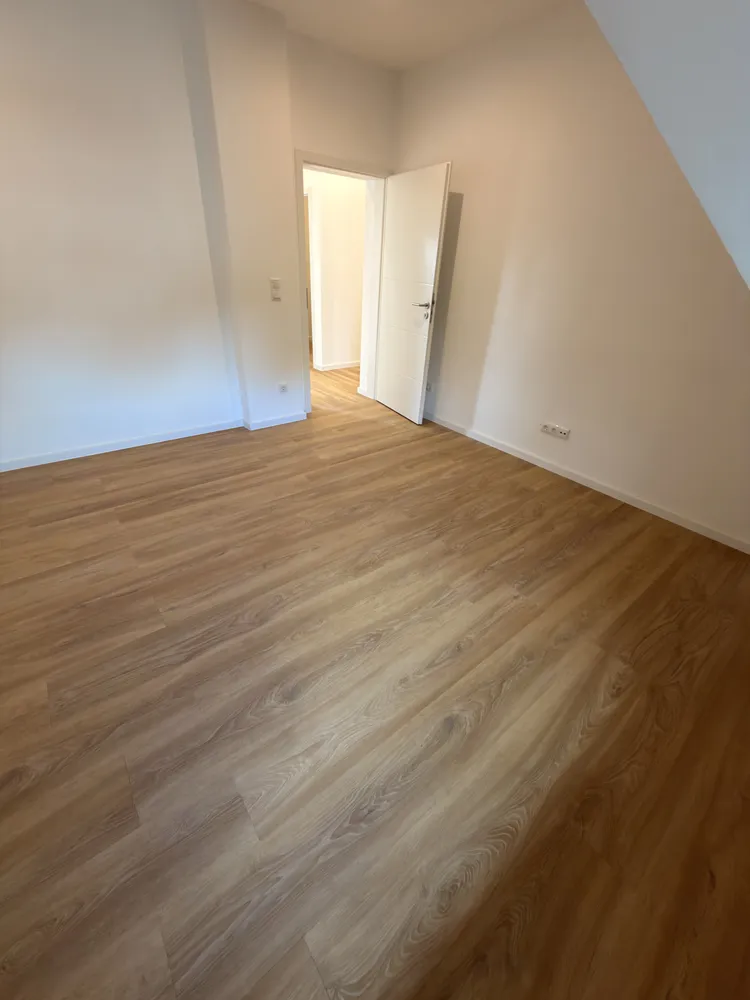 4 Zimmer Wohnung mit 110 m² in Leverkusen – Bild 4