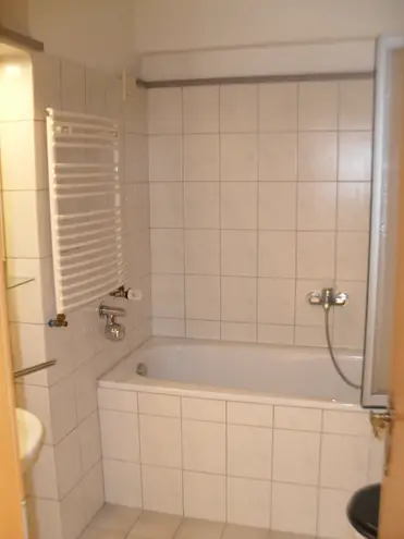 4 Zimmer Wohnung mit 70 m² in Duisburg – Bild 3