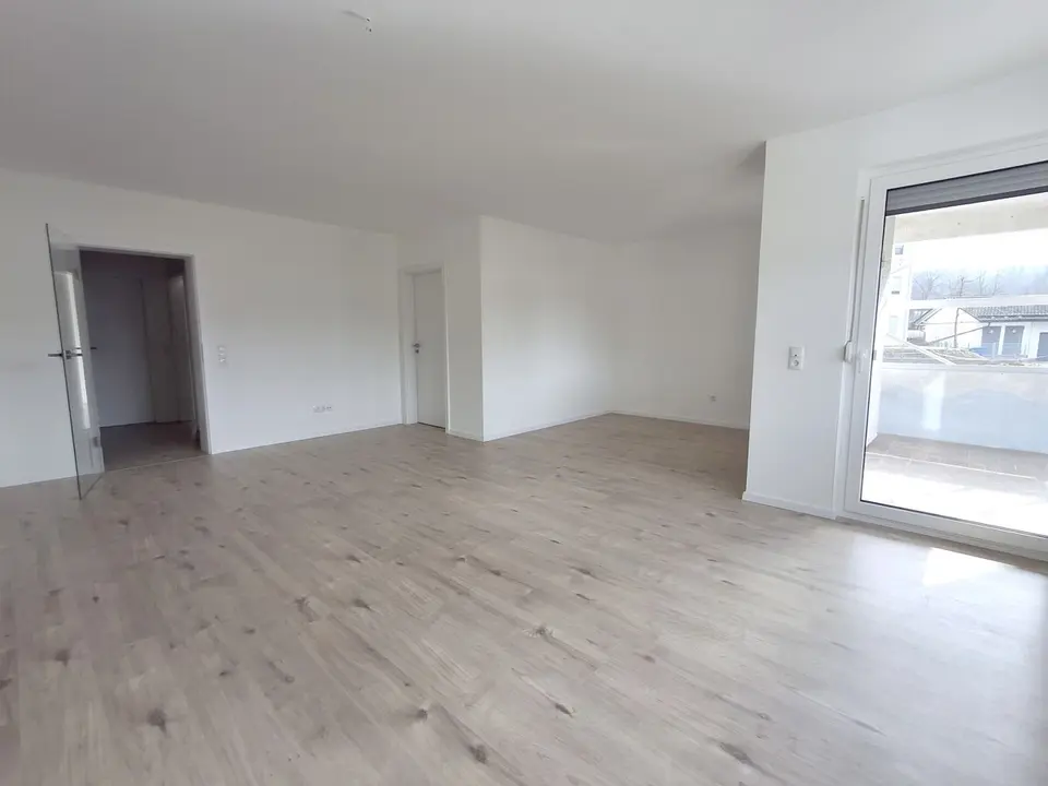 3 Zimmer Wohnung mit 88 m² in Deggendorf – Bild 2