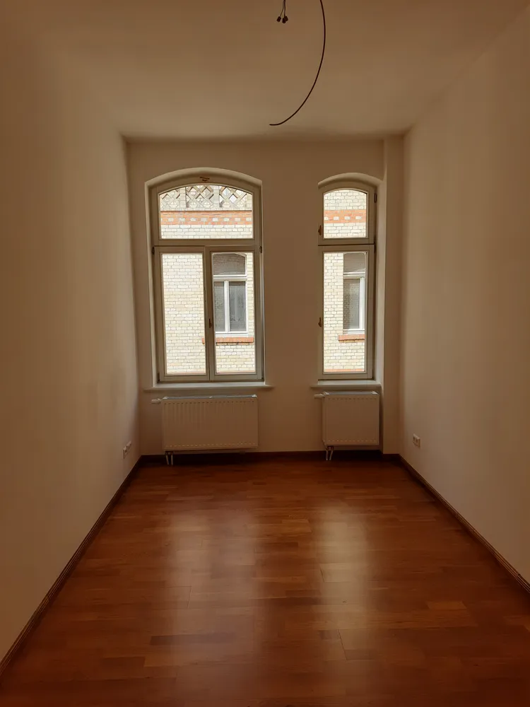 6 Zimmer Wohnung mit 193 m² in Halle (Saale) – Bild 8
