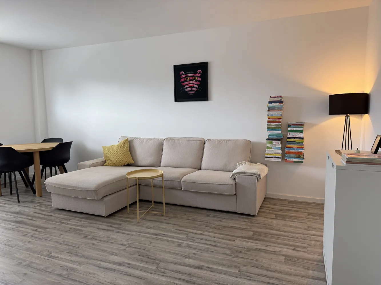 2 Zimmer Wohnung mit 65 m² in Düsseldorf – Bild 2