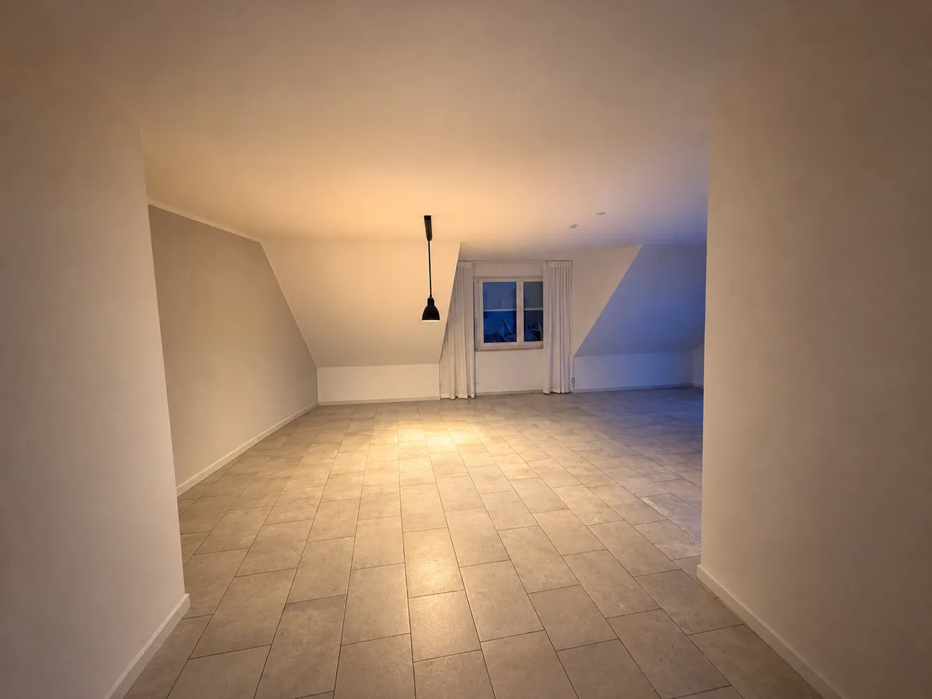 3 Zimmer Wohnung mit 115 m² in Darmstadt – Bild 2