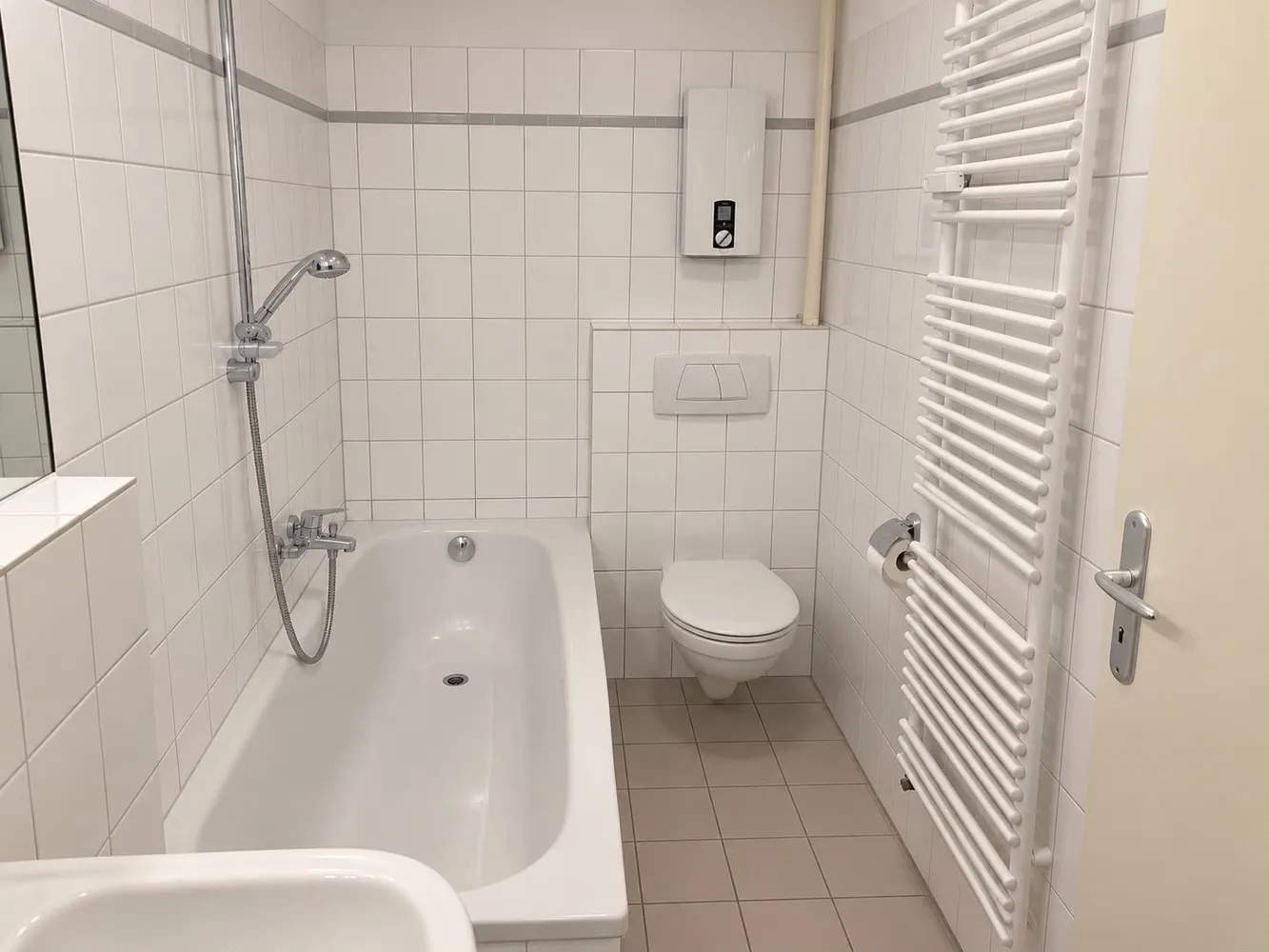 2 room apartment with 47 m² in Lübeck – Photo 3
