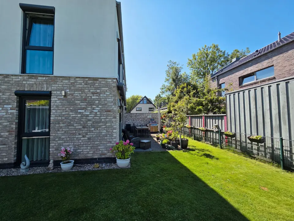 4 Zimmer Wohnung mit 175 m² in Leer – Bild 4